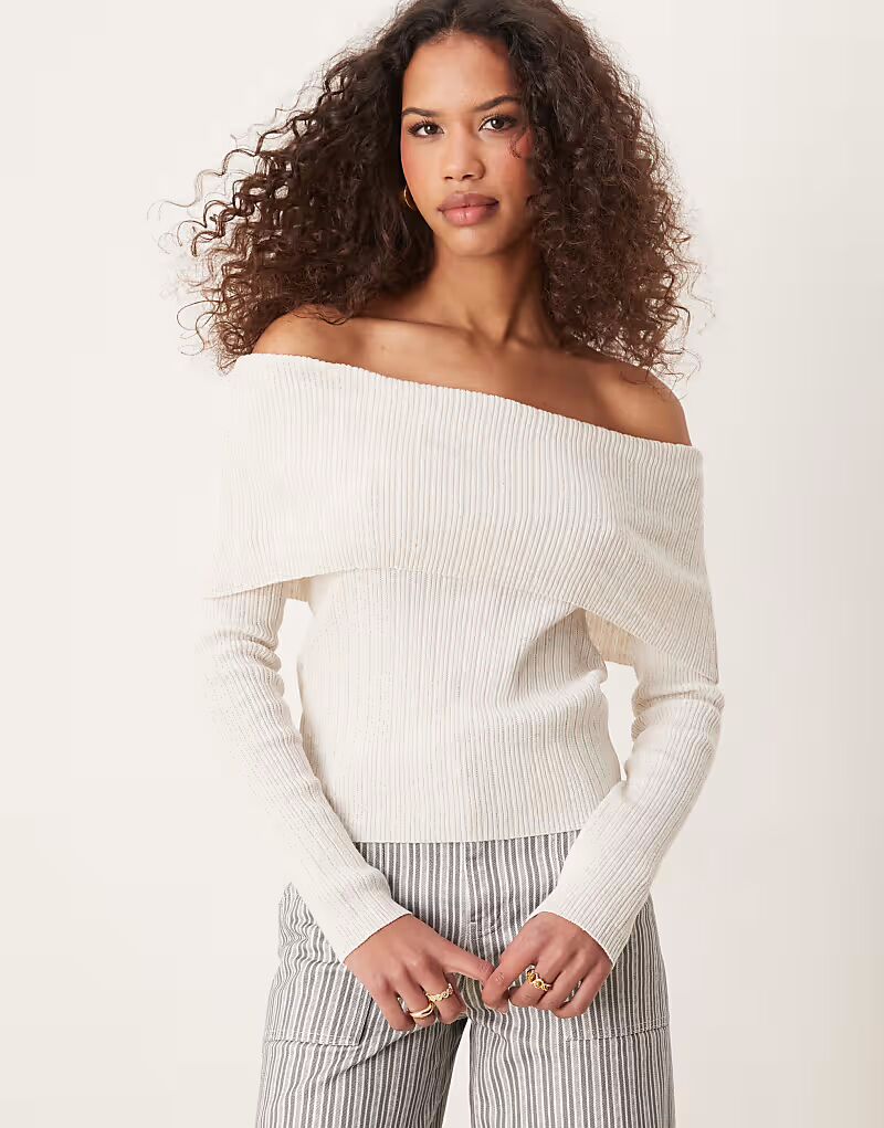 

Топ из льняной смеси ASOS DESIGN с открытыми плечами кремового цвета