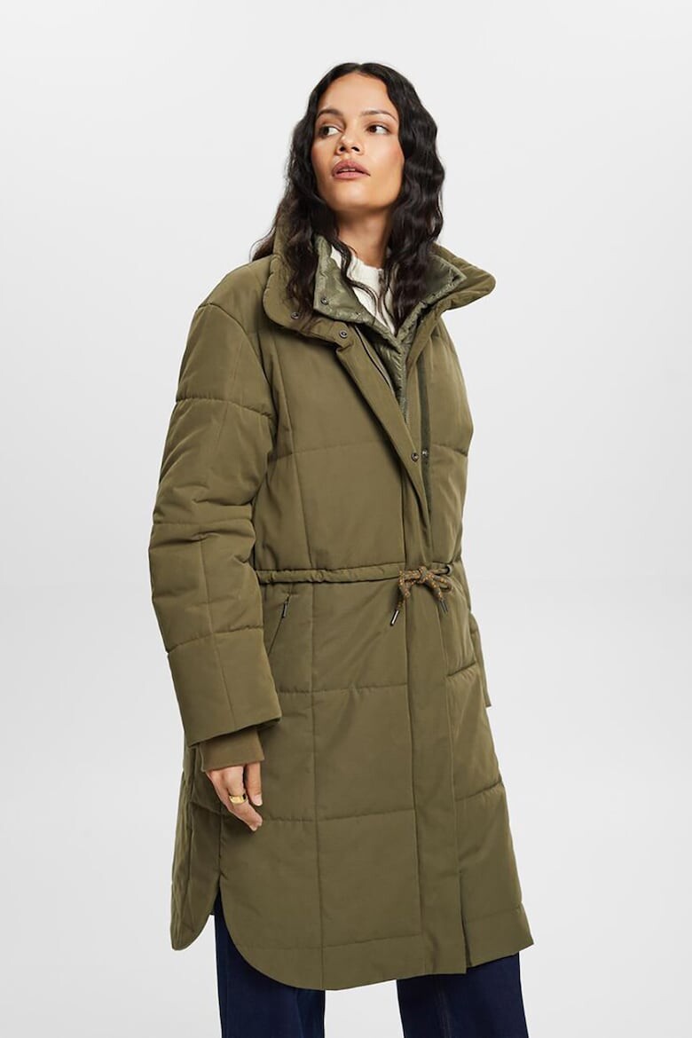 

Длинная зимняя куртка со звеном Esprit, зеленый