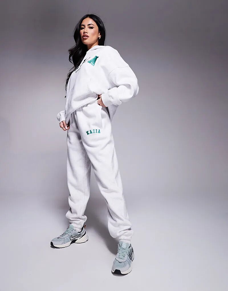 

Спортивные брюки-джоггеры Kaiia из хлопковой смеси с вышитым логотипом и манжетами серого меланжевого цвета