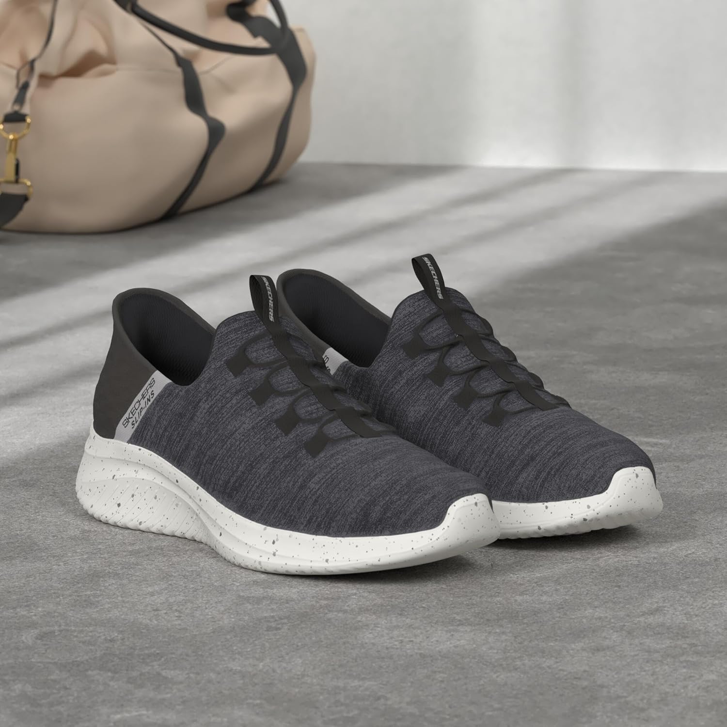 Мужские кроссовки Skechers Ultra Flex 3.0 с мгновенной посадкой без застежек, черный — фото 2