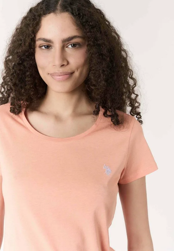 Светлая базовая футболка с логотипом U.S. Polo Assn., Rosa — фото 4