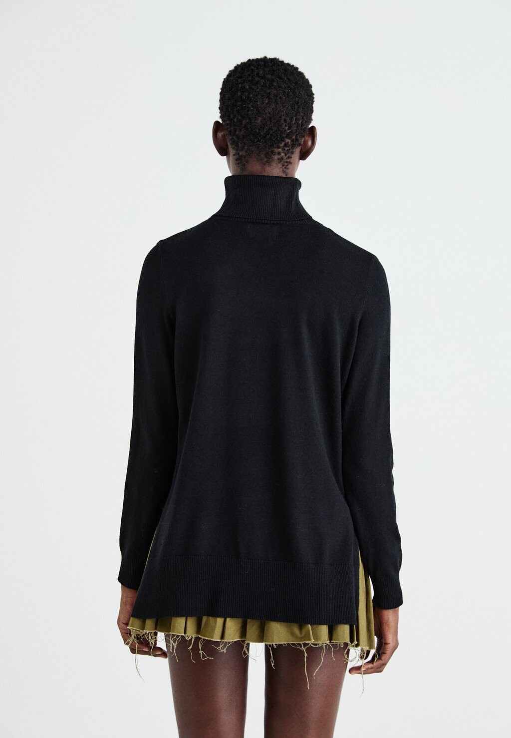 

Джемпер ONLIBI LONG SLIT ROLLNECK ONLY, черный
