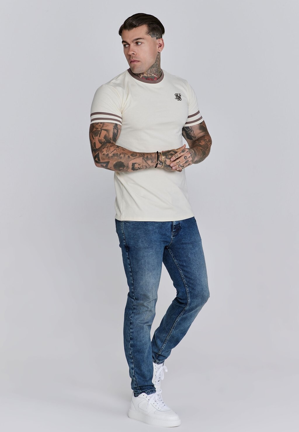 

Футболка с принтом TOURNAMENT SIKSILK, кремовый