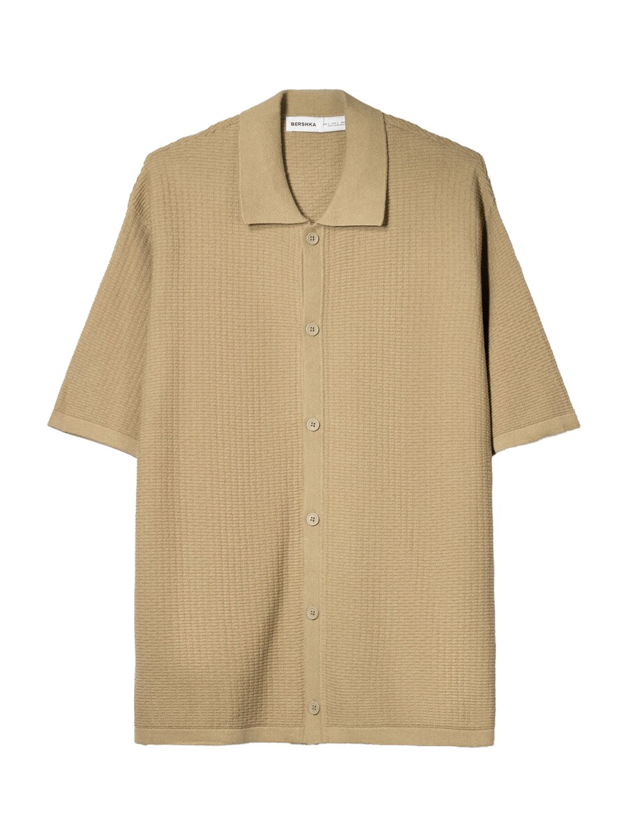 

Рубашка на пуговицах Comfort fit Bershka, цвет Cappuccino