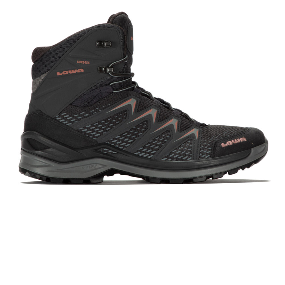 Ботинки женские Lowa Innox PRO GORE-TEX Mid трекинговые на шнуровке, черный — фото 3
