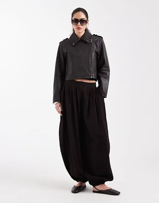 

Коричневые короткие байкеры из натуральной кожи ASOS DESIGN