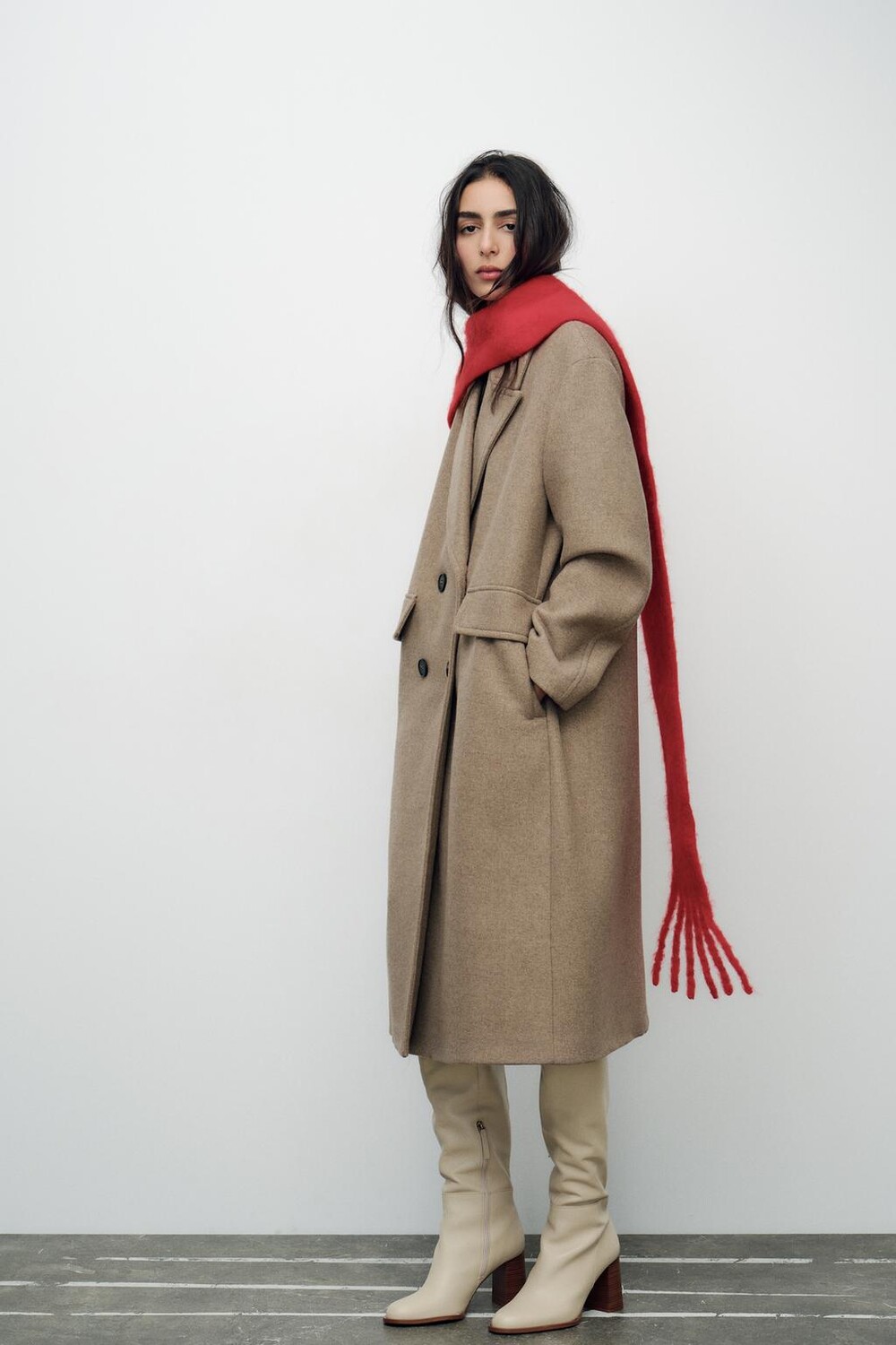 

Пальто оверсайз с шерстью ZARA, цвет mink