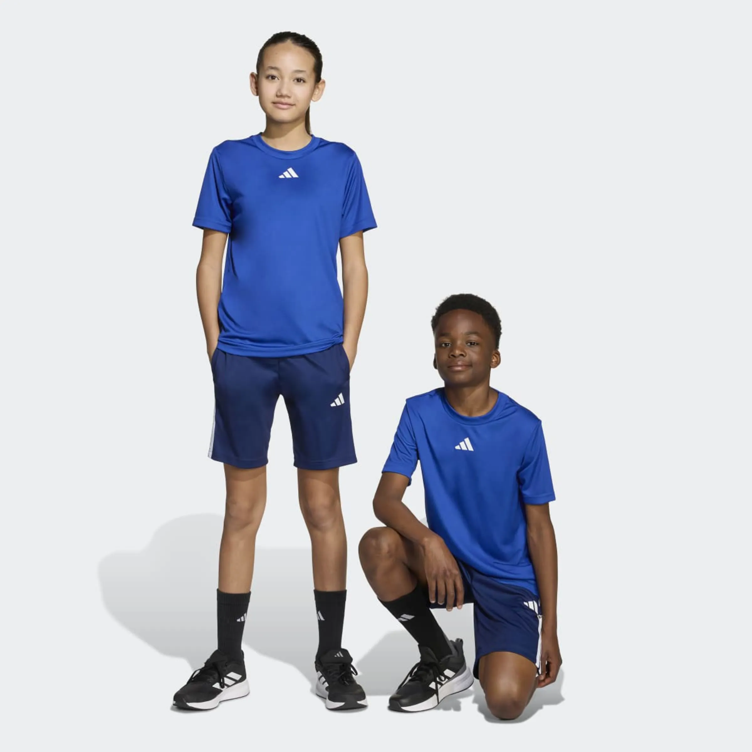 

Детский комплект Train Essentials 3 полоски Adidas, синий