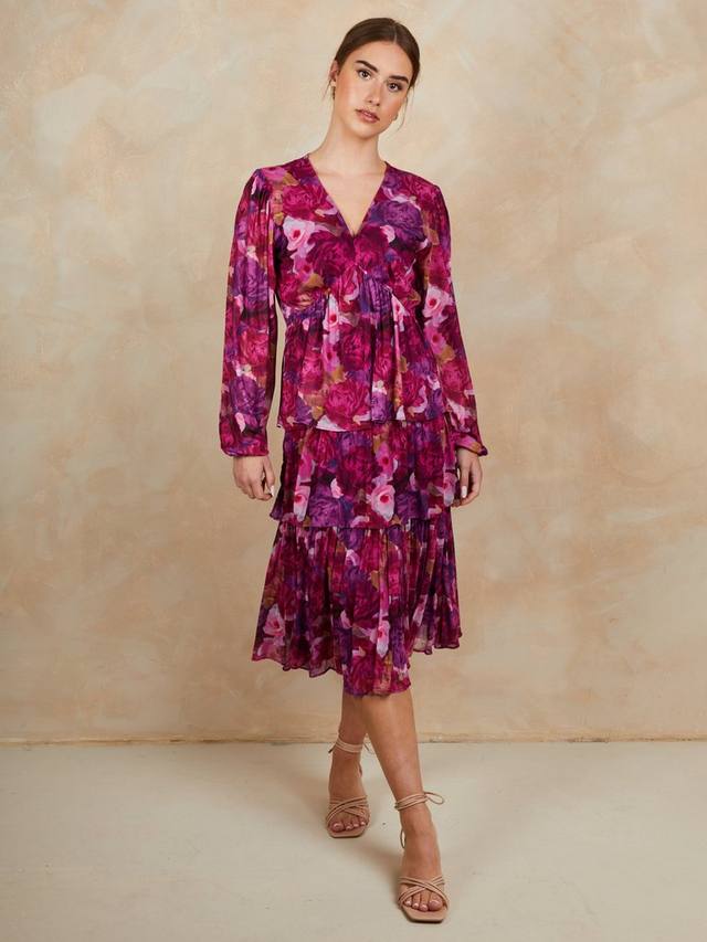 

Флоральное платье миди с длинными рукавами Chi Chi London, Berry