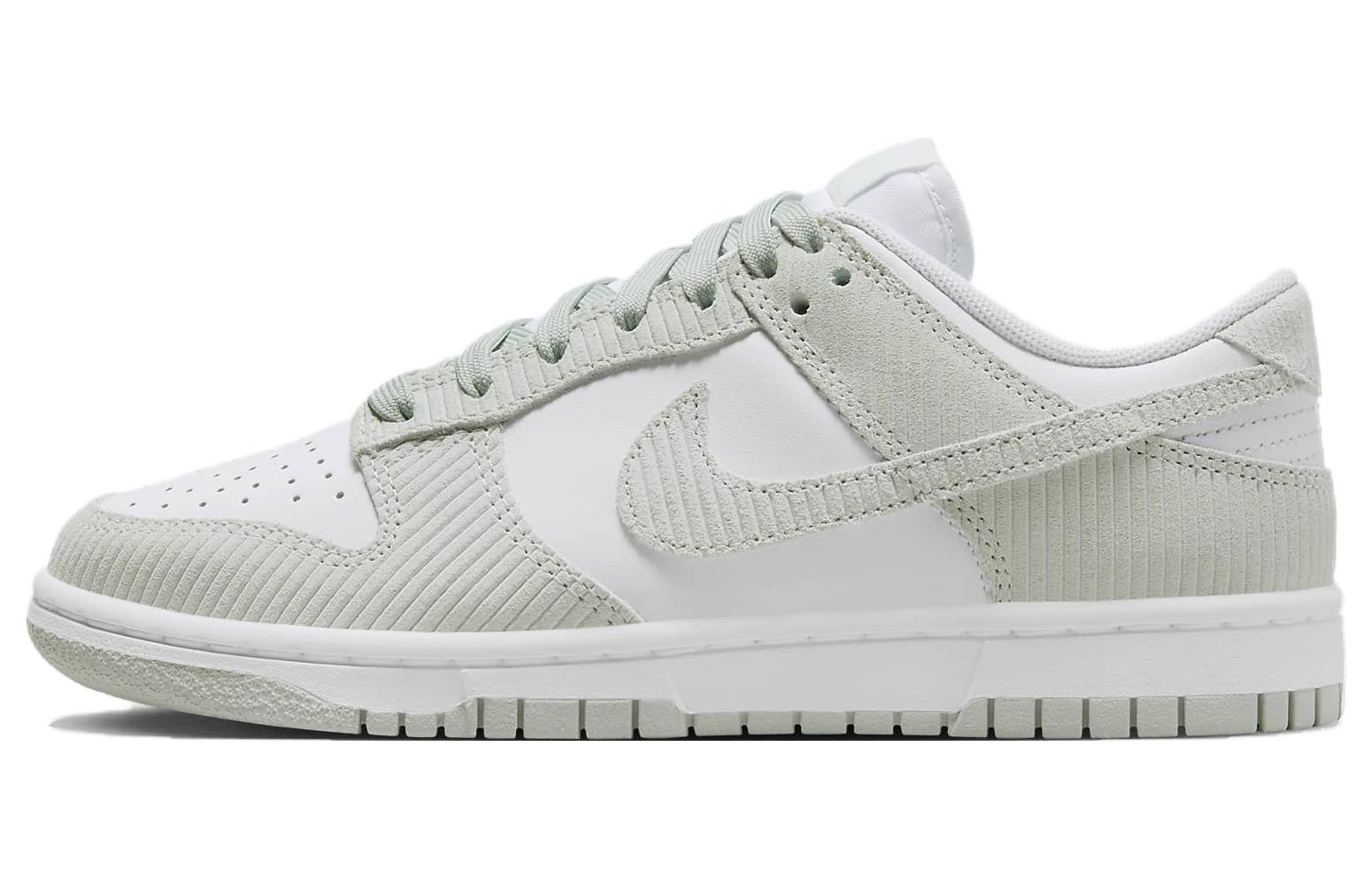 

Женские кроссовки для скейтбординга Nike Dunk, White