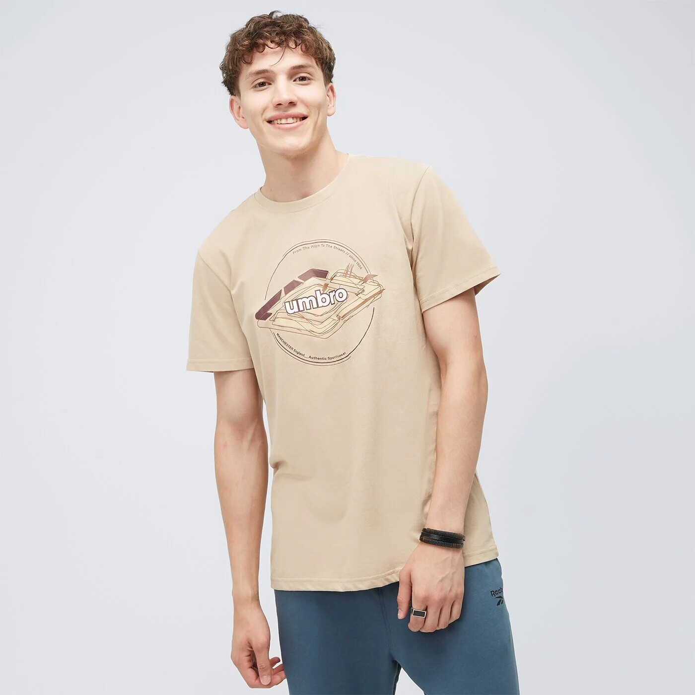 

Футболка Umbro Stonew, бежевый