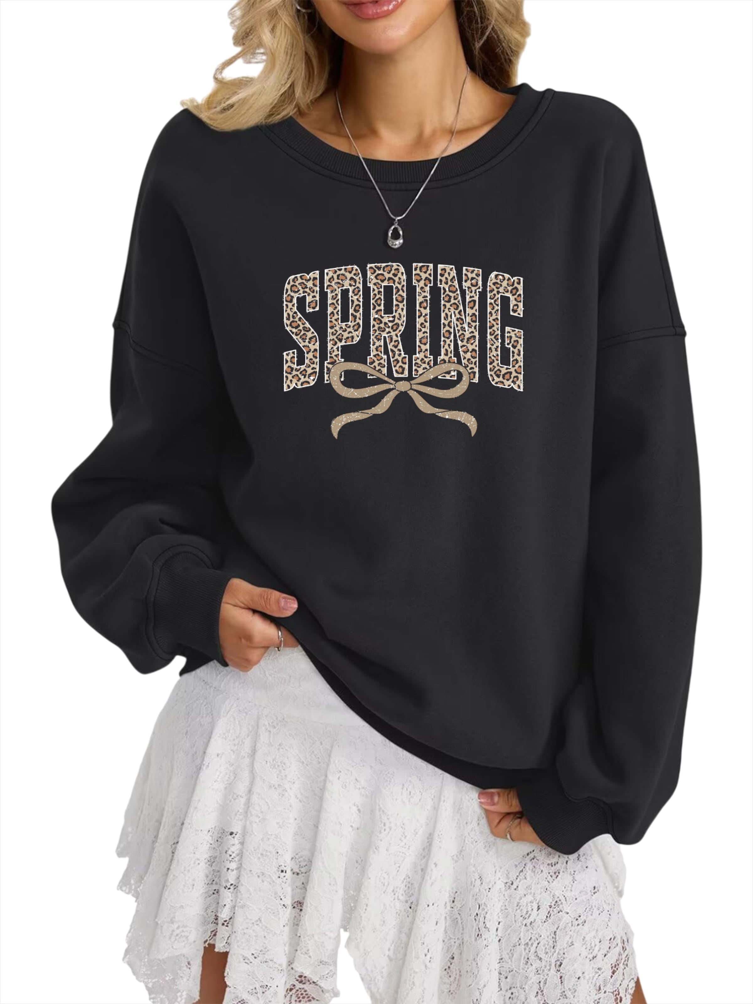 

GORHEY Свитшот в черном цвете