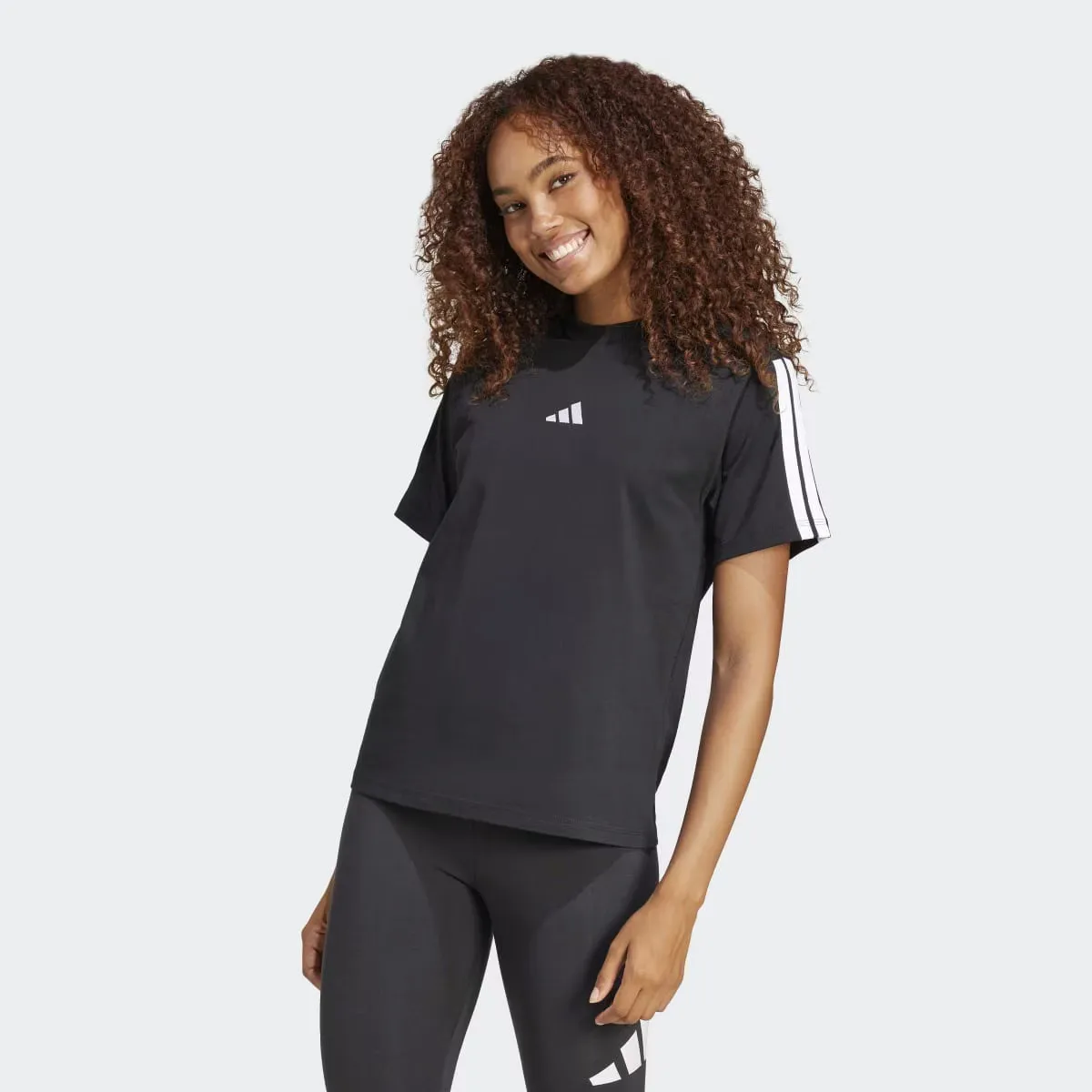 

Women's Essentials Хлопок 3 полоски Футболка Adidas, чёрный