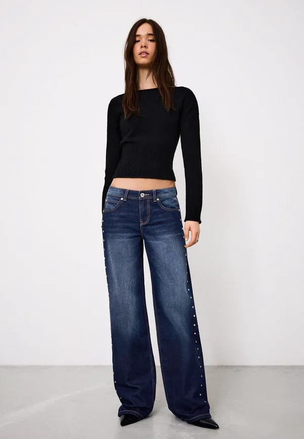 

Звезды и заклепки, мешковатые джинсы Bershka, Dark Blue