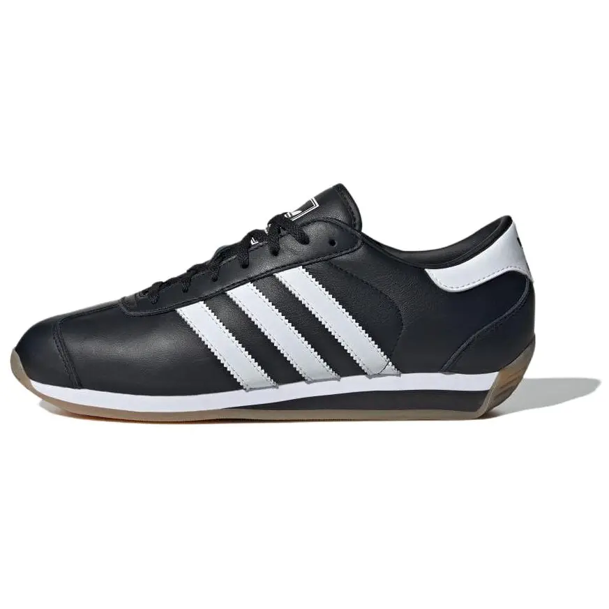 

Кроссовки Adidas Country 2 'Black White', белый