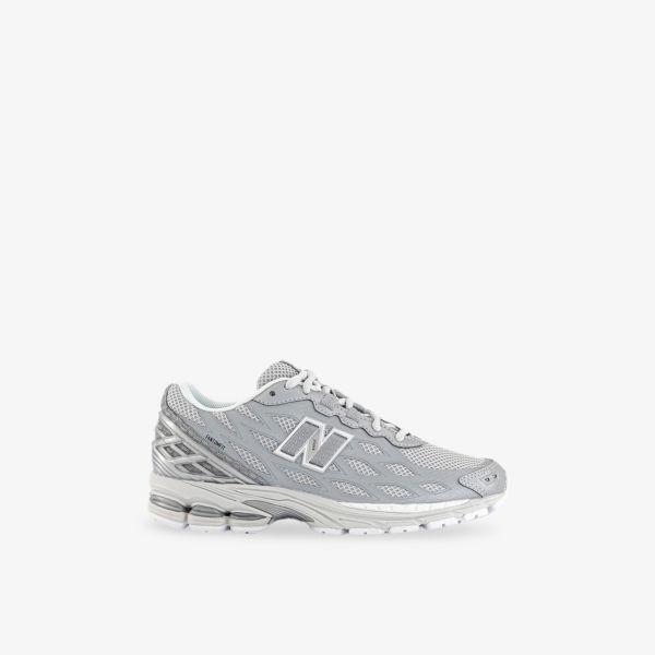 

Кроссовки низкие из кожи и сетки 1906 с нашивкой бренда New Balance, серый