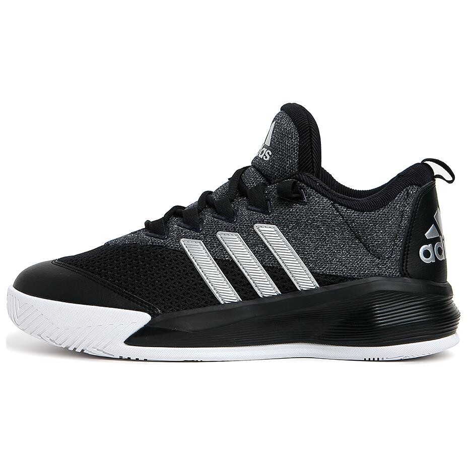 

Баскетбольные кроссовки Basketball Shoes Men Low-Top Black Adidas
