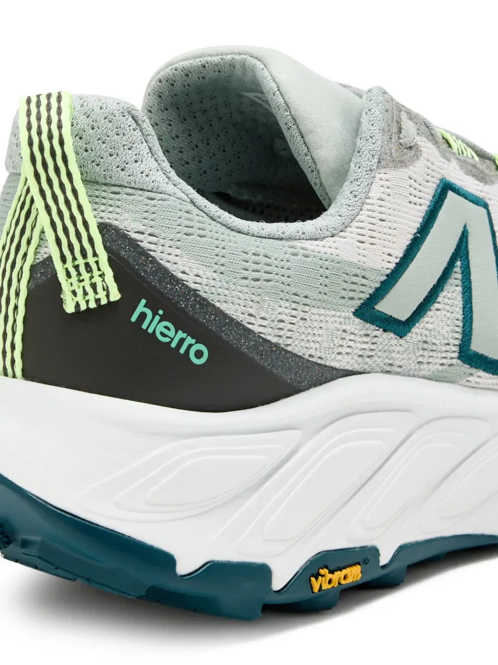 Кроссовки Hierro v9 New Balance, серый — фото 4