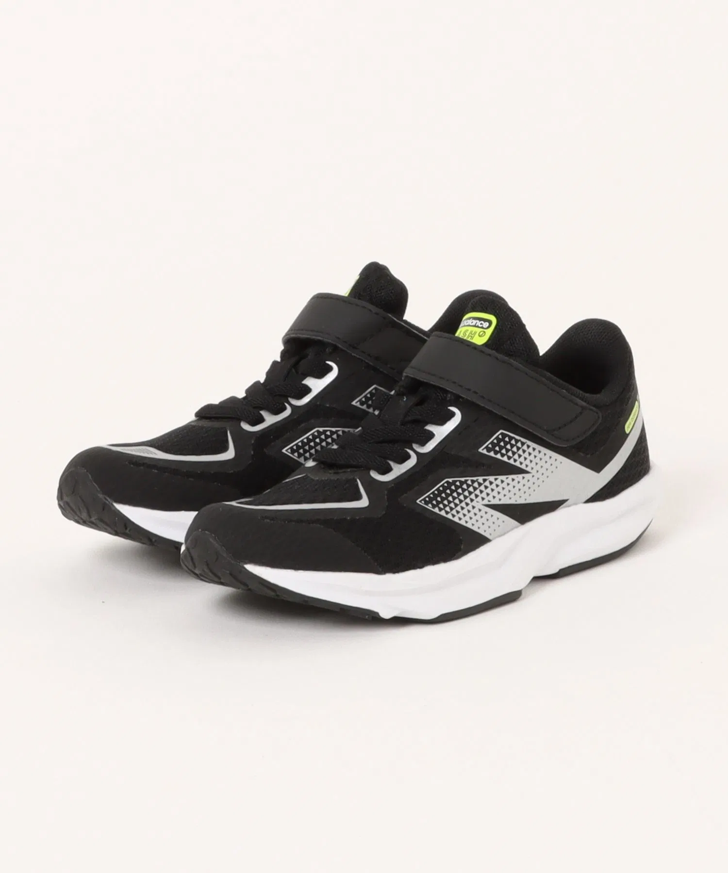 Детские кроссовки New Balance FLASH V7