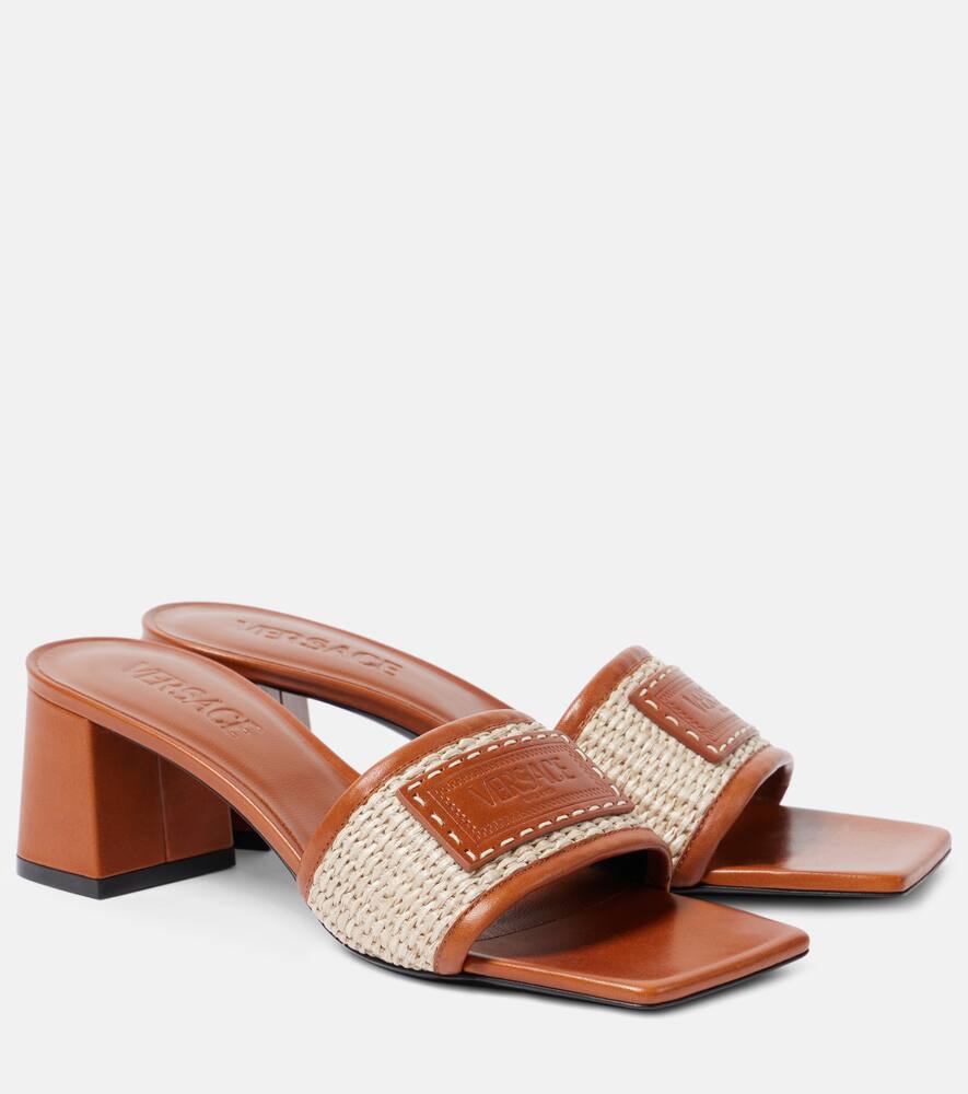 Барокко замшевые мюли с отделкой из рафии Versace, Natural+Ambrer-Versace Gold