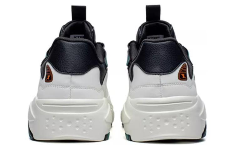 Кроссовки XTEP Casual Shoes Men Low-Top White Black Green — фото 4