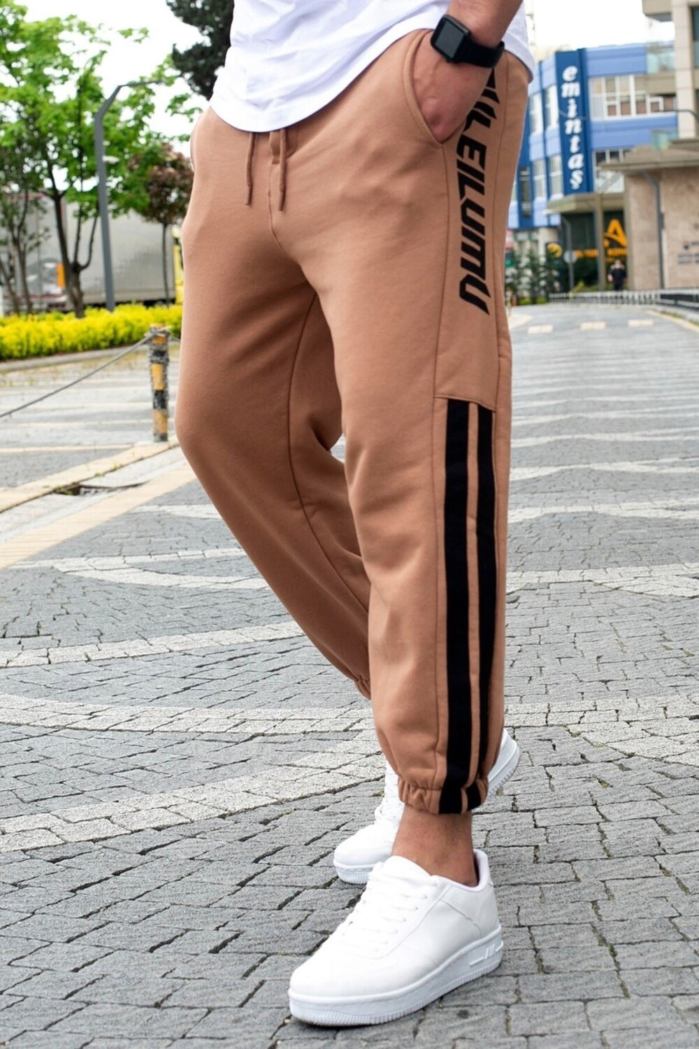 

Спортивный костюм Madmext, кэмел