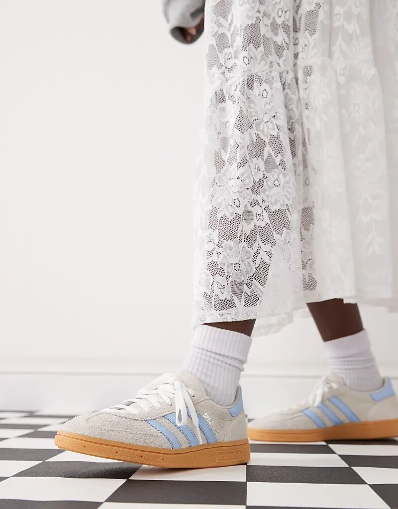 

Кроссовки Handball Spezial серого и светло-голубого цвета adidas Originals