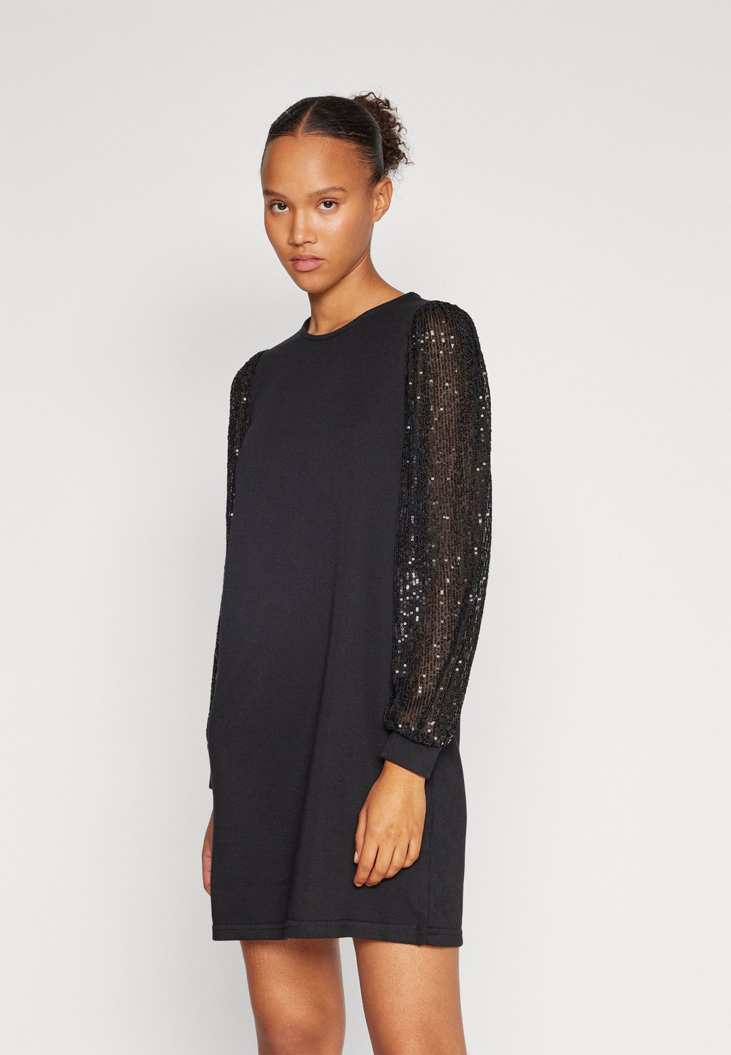 

Коктейльное/вечернее платье VMCHARLOTTE SEQUEN SLEEVES Vero Moda, черный