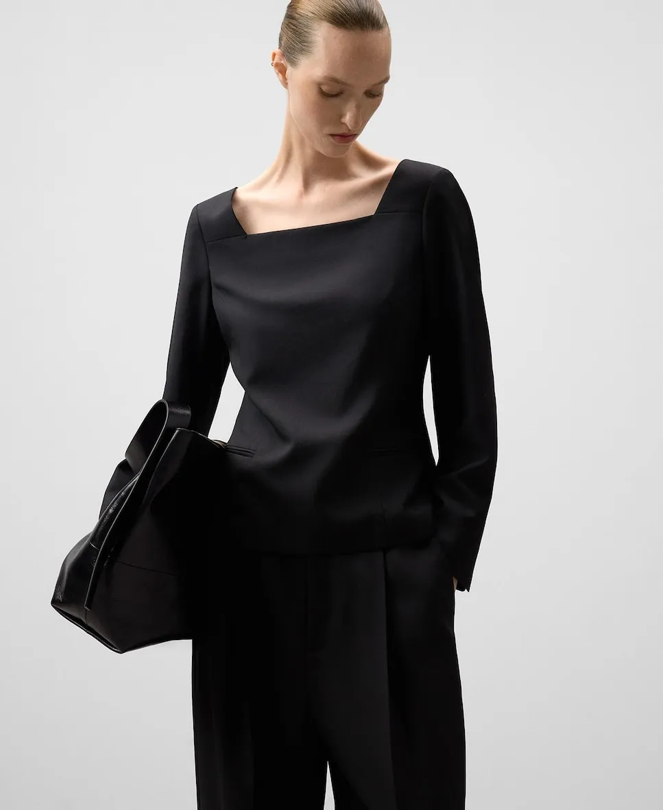 

Женский топ-пиджак с квадратным вырезом Adolfo Dominguez, черный