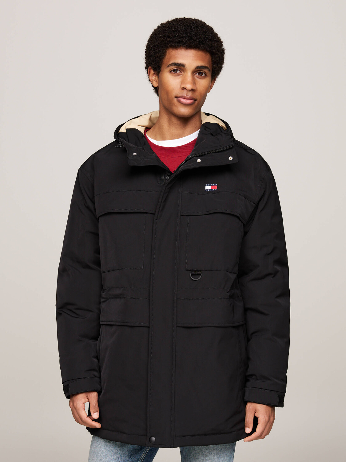 

Куртка Tommy Jeans Regular Fit, черный