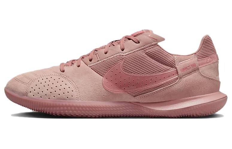 

Стритгато «Красная Звездная Пыль» Nike