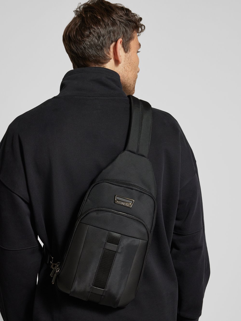 

Сумка через плечо с нашивкой-лейблом SAMSONITE, черный