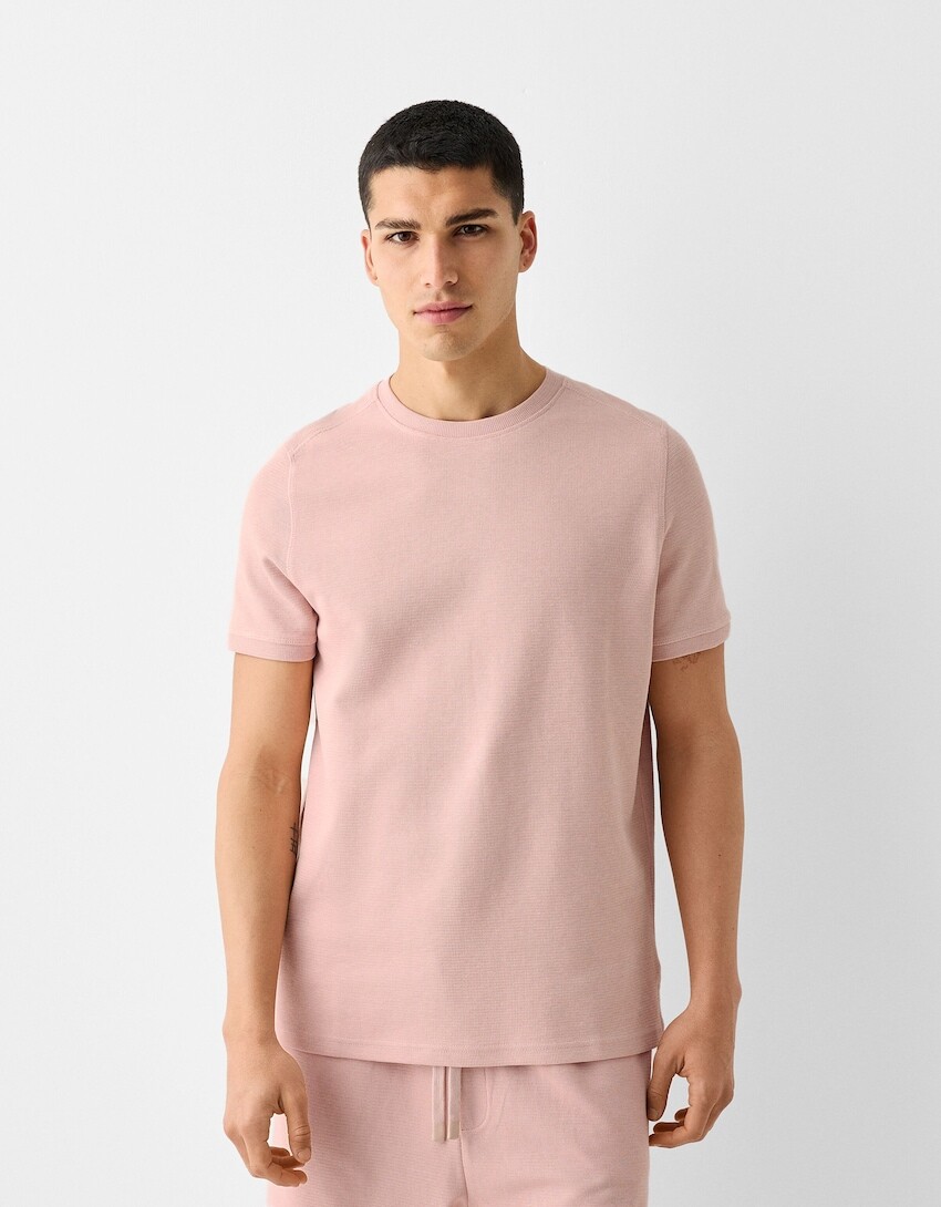 

Фактурная блузка с короткими рукавами Bershka, розовый