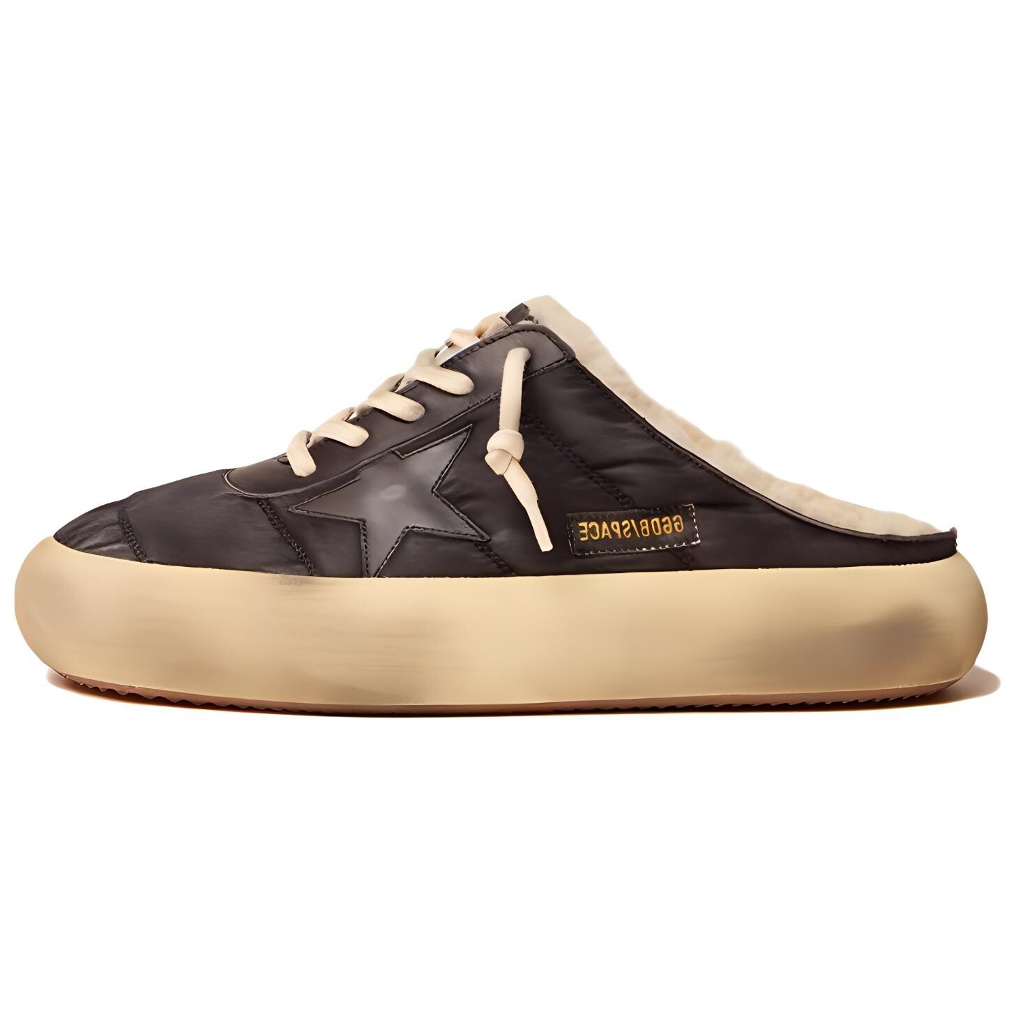 Тапочки женские Golden Goose Space-Star, коричневый