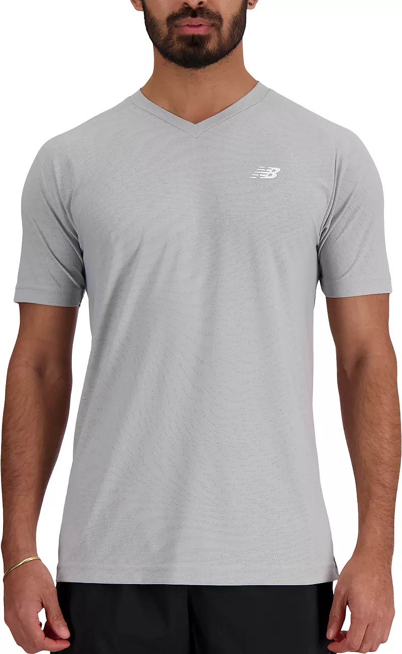 

Мужская футболка New Balance Athletics BP, цвет Athletic Grey