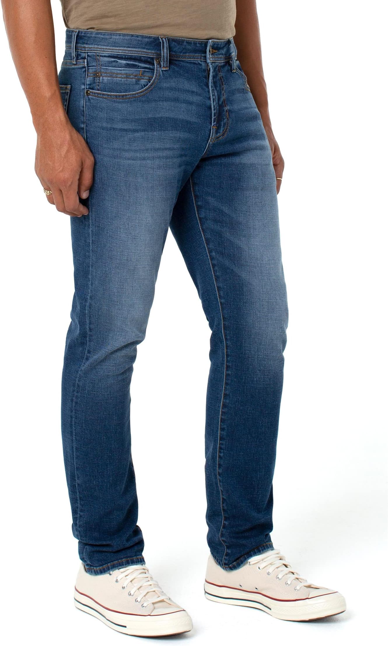 

Джинсы Regent Relaxed Straight Jeans in Pembroke Liverpool Los Angeles, цвет Pembroke