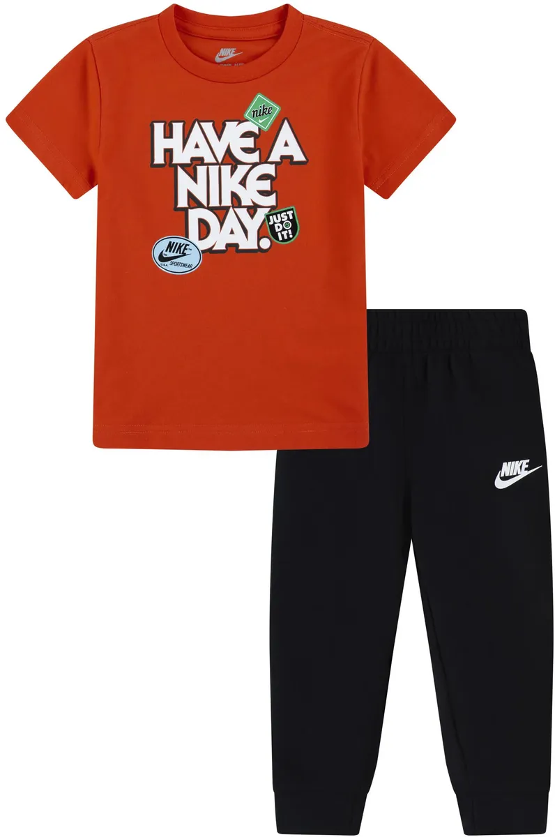 

Спортивный костюм Nike Sportswear, черный