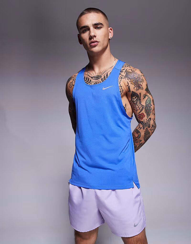 

Майка Nike Running Fast Dri-FIT синего цвета