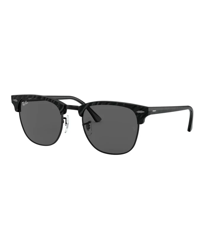 

Классические солнцезащитные очки Clubmaster Ray-Ban, черный
