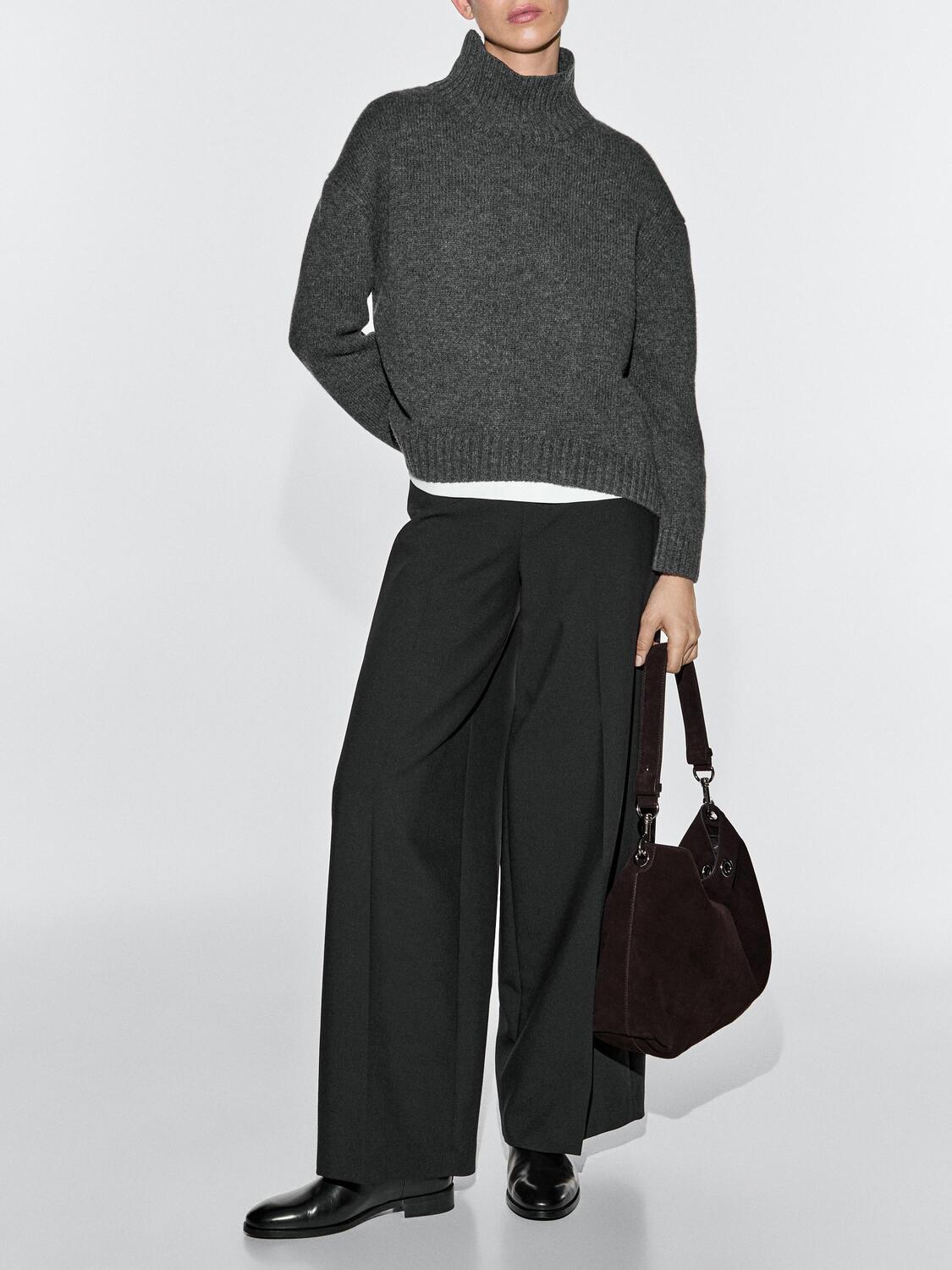 

Замшевая сумка из спилковой кожи с люверсами Massimo Dutti, chocolate