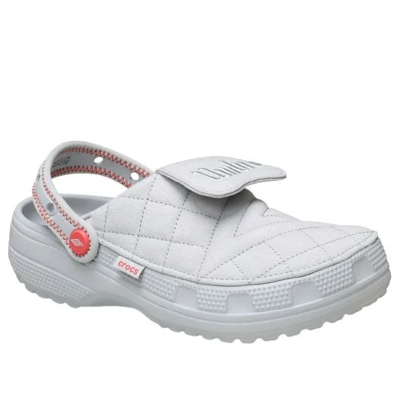 Сабо Crocs x Umbro Classic Clog Bone 'Atmosphere' 213398-1FT, серый — фото 3