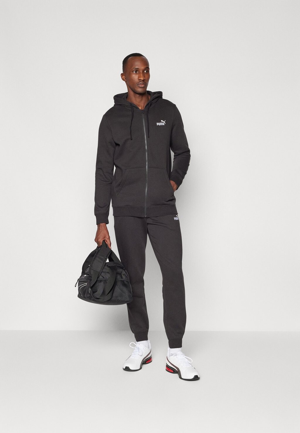 

Толстовка на молнии LOGO FULL ZIP HOODIE Puma, черный