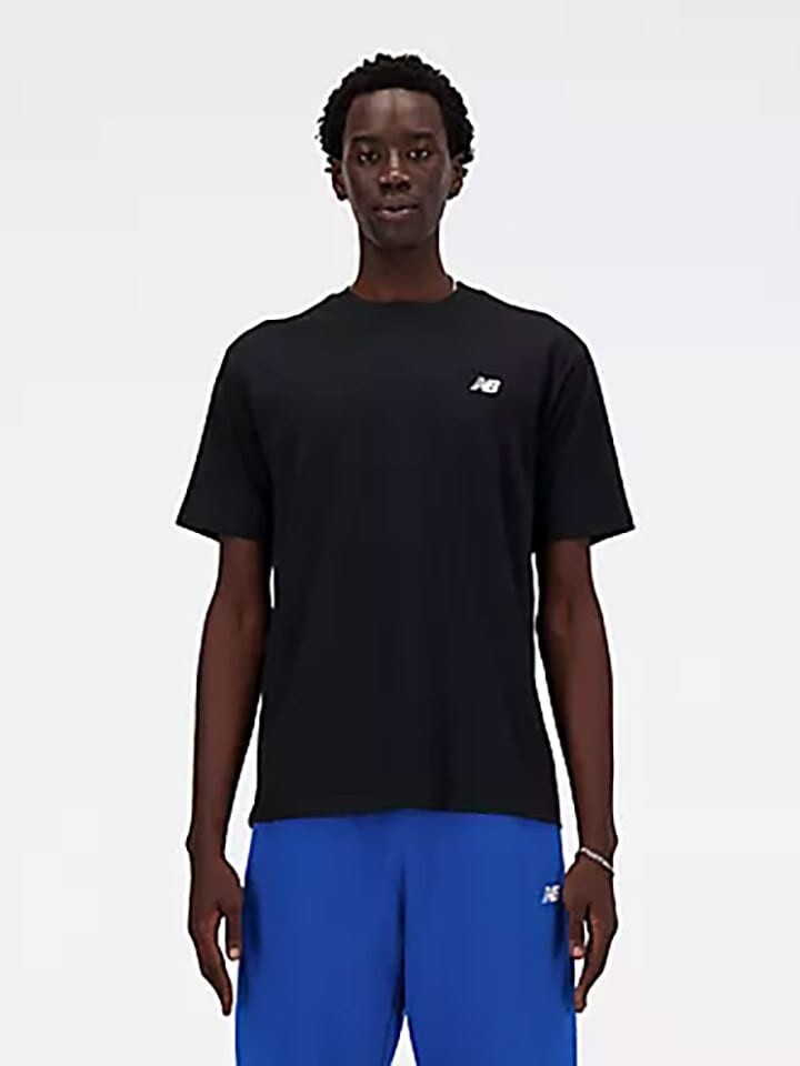 

Футболка New Balance, черный