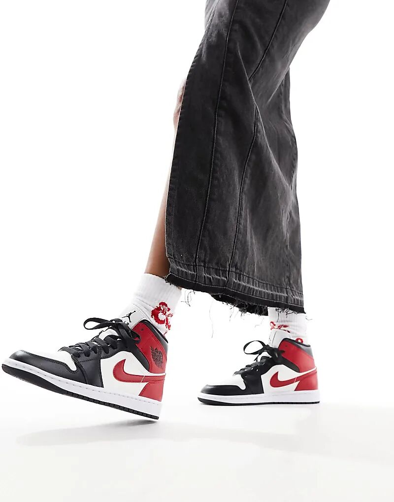 Кроссовки Air 1 Mid белого и красного цвета Jordan