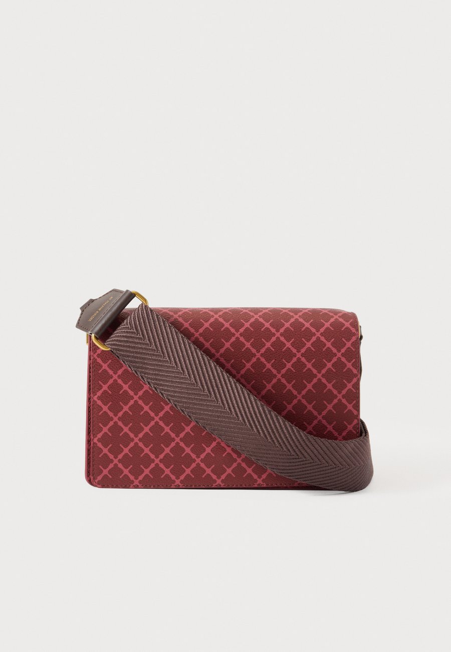 

Сумка кросс-боди By Malene Birger LOENNA, Cabernet/Dark Red