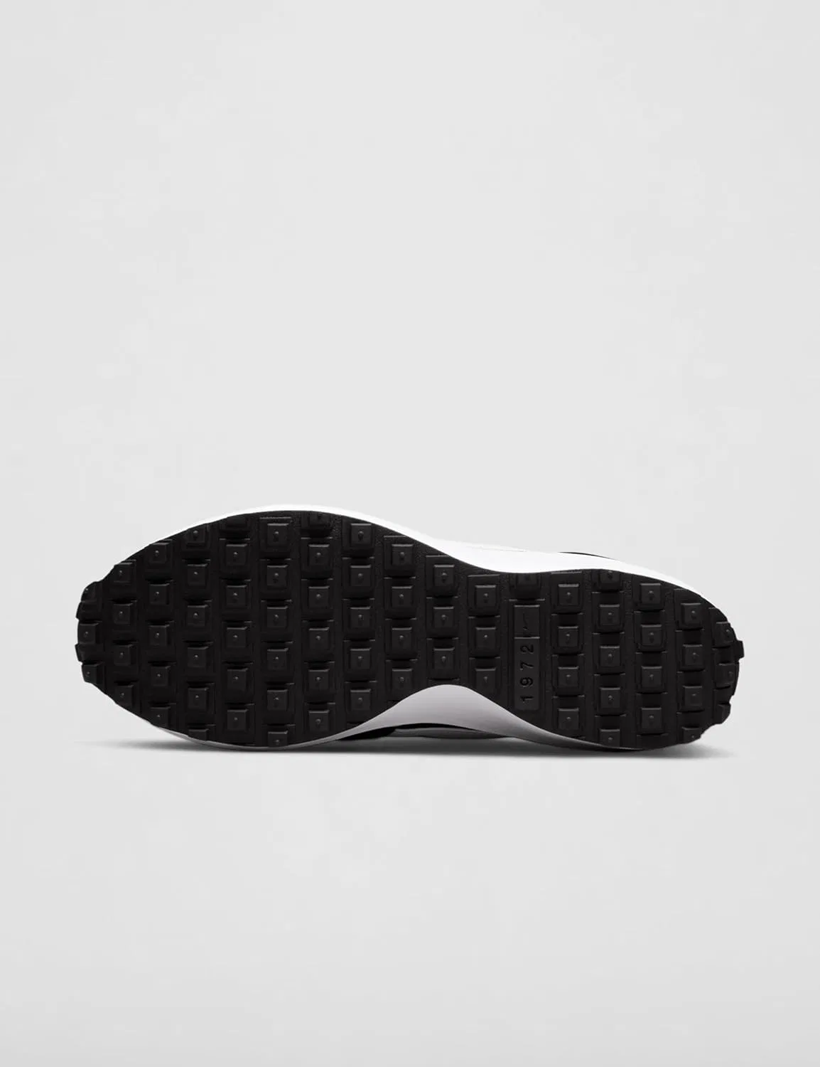 Кроссовки Nike Herren Waffle Debut, Black — фото 4