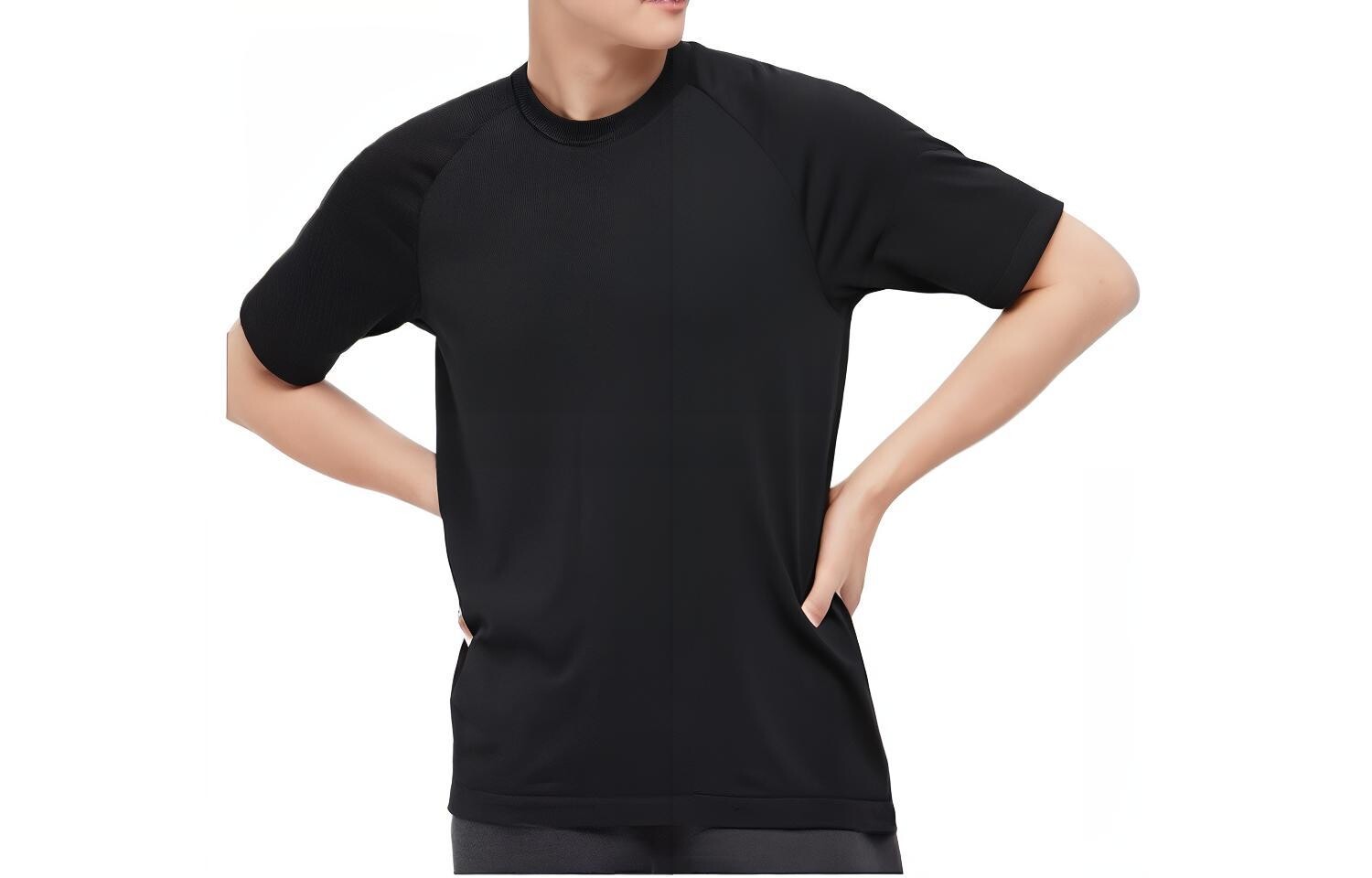 

UNIQLO Мужская футболка, цвет Black
