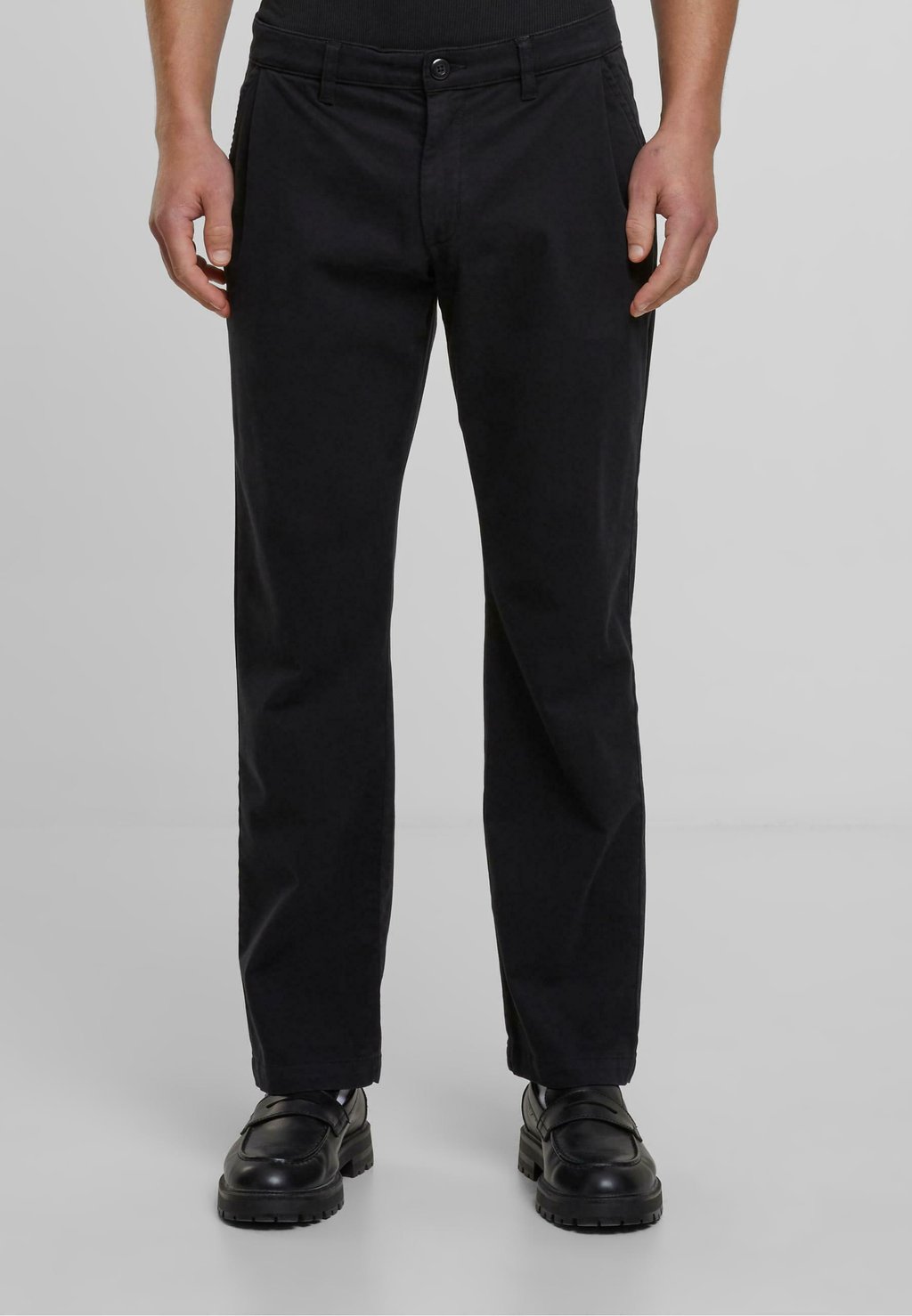 

Чиносы PLEATED TWILL Urban Classics, черный
