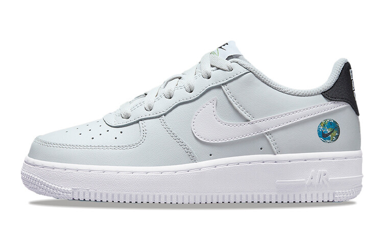 

Кроссовки Nike Air Force 1 Low LV8 Have a Nike Day Earth (GS)