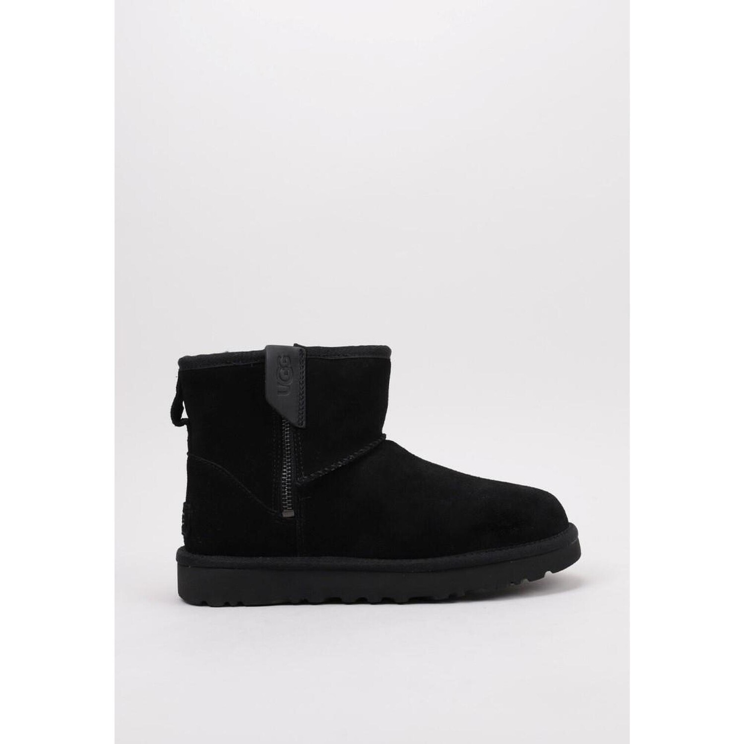 

Женские зимние ботинки Ugg, черный